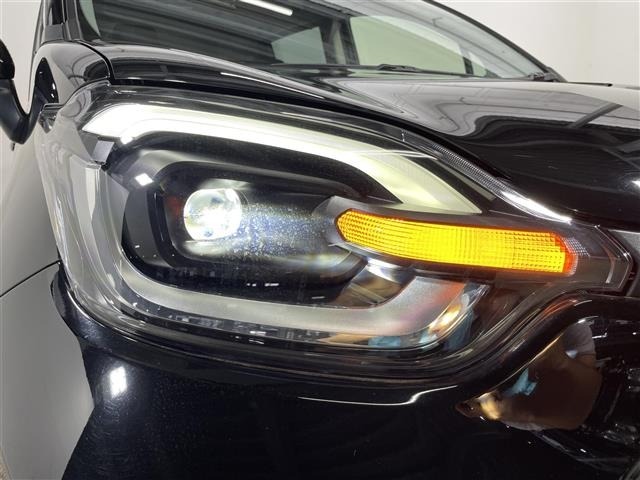 Toyota SIENTA 2022 8268175-8
