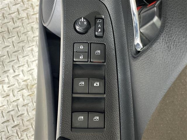 Toyota SIENTA 2018 8268178-4