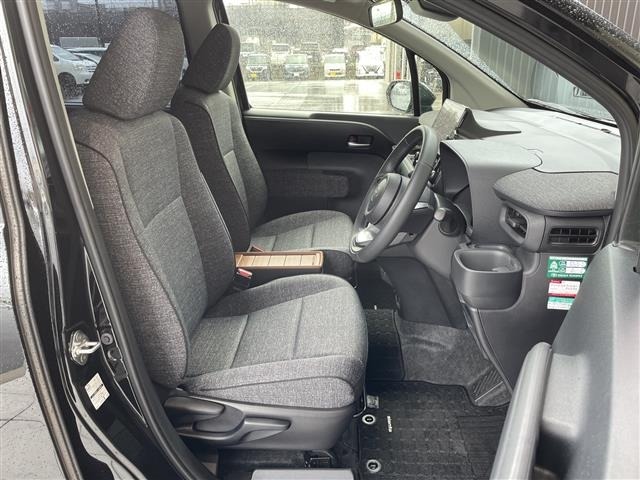 Toyota SIENTA 2023 8268180-5