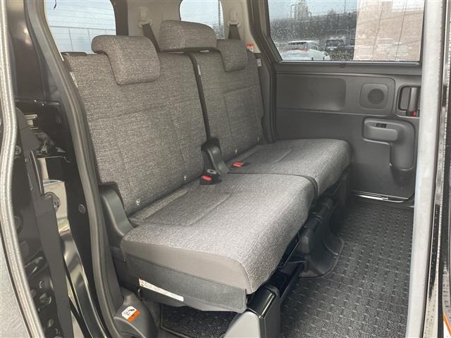 Toyota SIENTA 2023 8268180-8