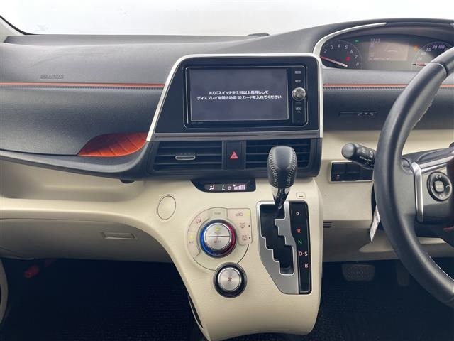 Toyota SIENTA 2017 8268199-9