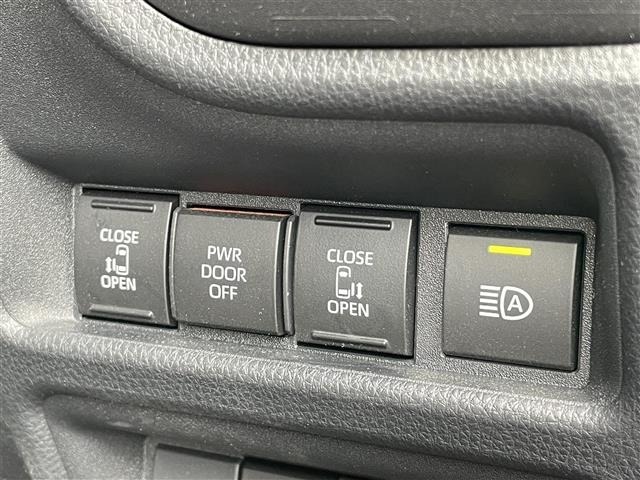 Toyota SIENTA 2024 8268207-12