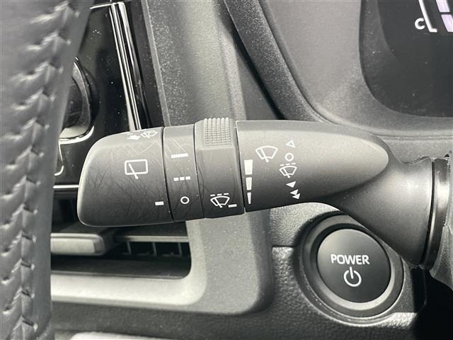 Toyota SIENTA 2024 8268207-3