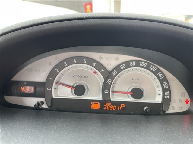Toyota SIENTA 2015 8268221-18