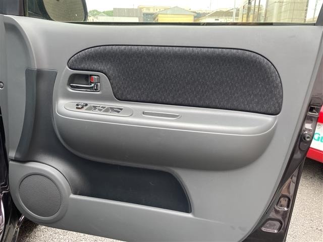 Toyota SIENTA 2015 8268221-3