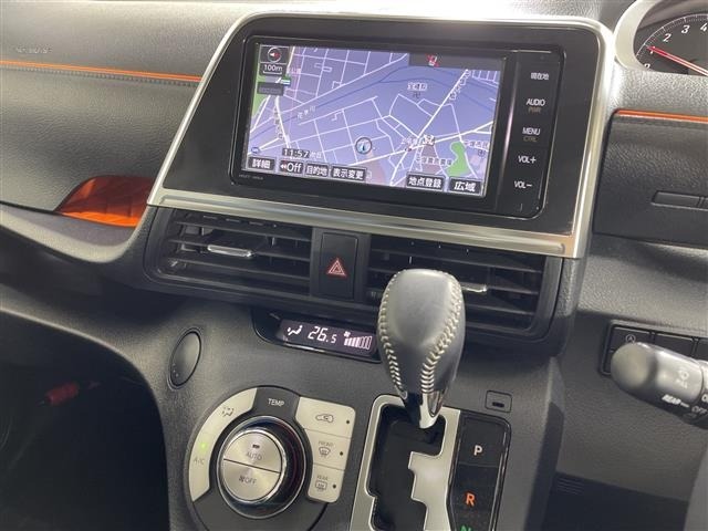 Toyota SIENTA 2015 8268222-5