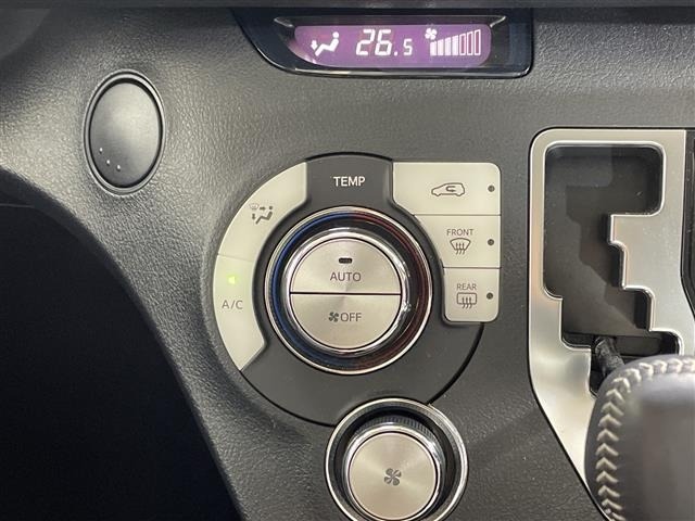 Toyota SIENTA 2015 8268222-9