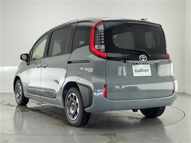 Toyota SIENTA 2026 8268233-22
