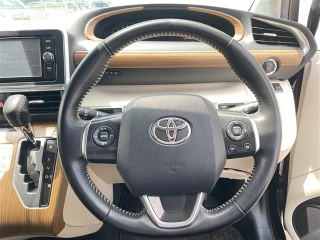 Toyota SIENTA 2017 8268234-7