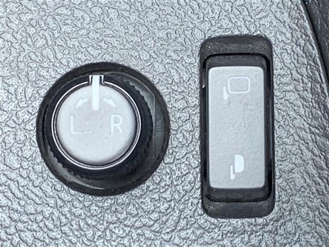 Toyota SIENTA 2017 8268246-11