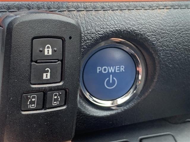 Toyota SIENTA 2017 8268246-8