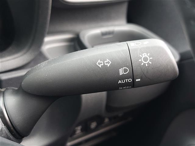 Toyota SIENTA 2025 8268256-6