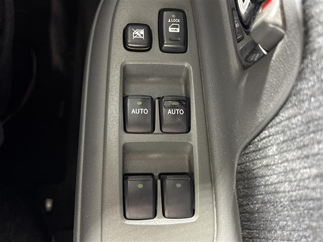 Toyota SIENTA 2015 8268293-23