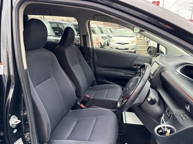 Toyota SIENTA 2017 8268303-8