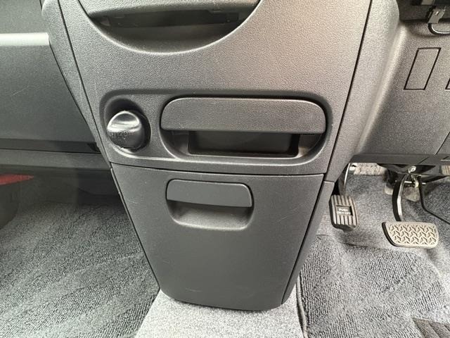 Toyota SIENTA 2014 8268320-4
