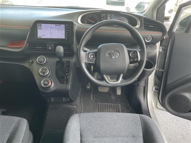 Toyota SIENTA 2015 8268322-2