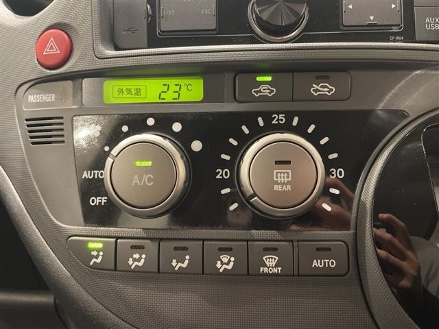 Toyota SIENTA 2015 8268325-12