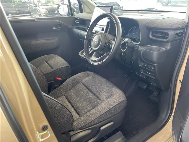 Toyota SIENTA 2024 8268328-2