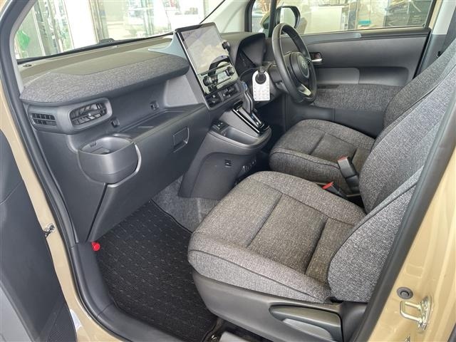 Toyota SIENTA 2024 8268328-4