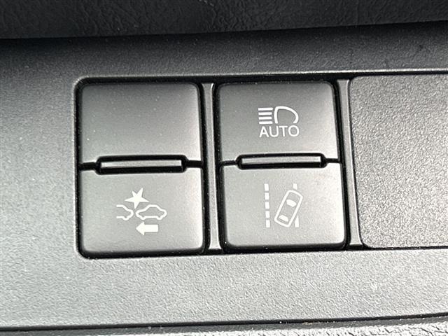 Toyota SIENTA 2017 8268334-11