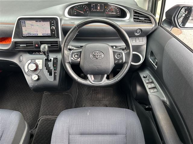 Toyota SIENTA 2017 8268334-15