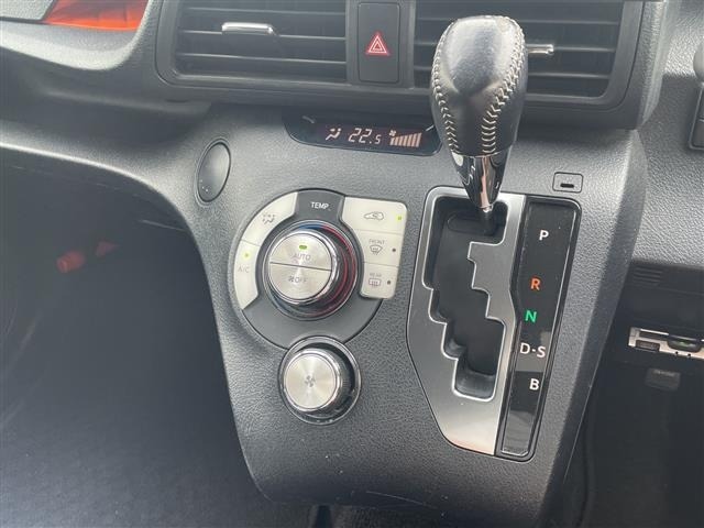 Toyota SIENTA 2017 8268337-17