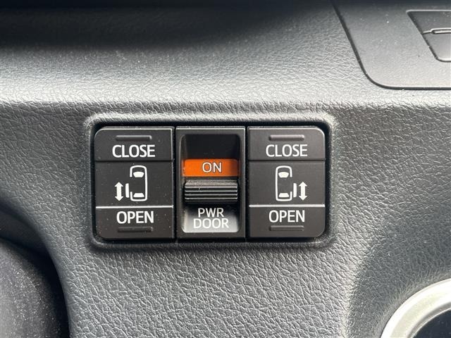 Toyota SIENTA 2017 8268337-8