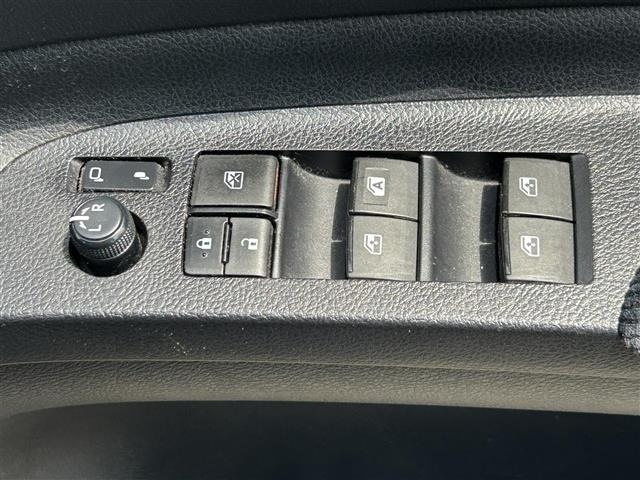 Toyota SIENTA 2016 8268342-4