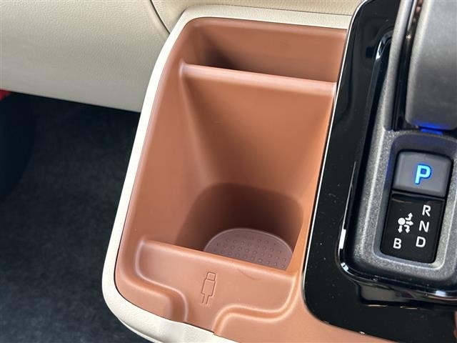 Toyota SIENTA 2026 8268345-20