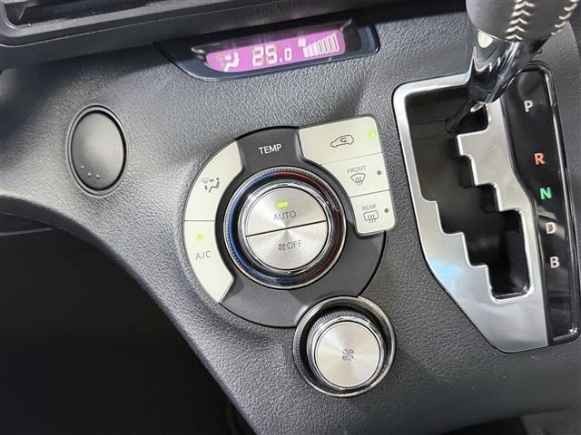 Toyota SIENTA 2015 8268351-12