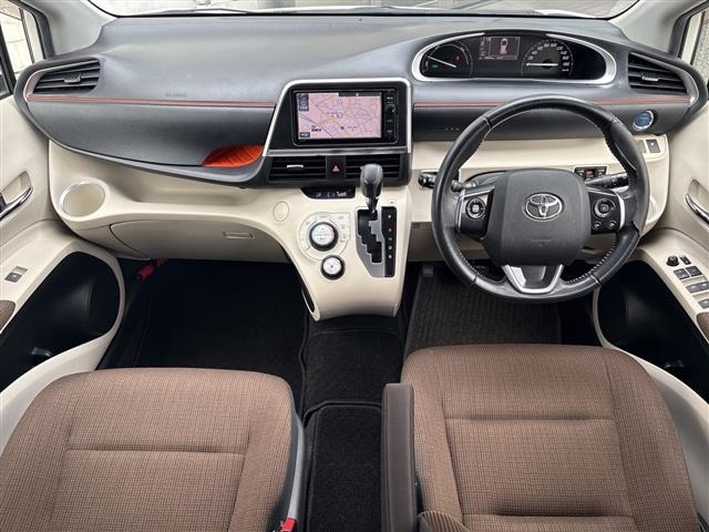 Toyota SIENTA 2016 8268361-14