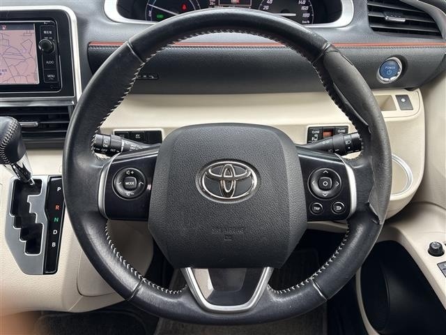 Toyota SIENTA 2016 8268361-8