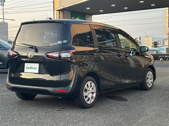 Toyota SIENTA 2016 8268362-1