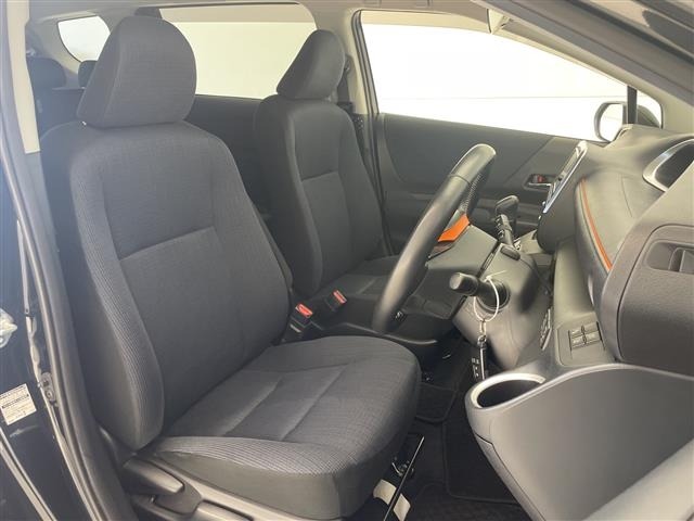 Toyota SIENTA 2017 8268364-8