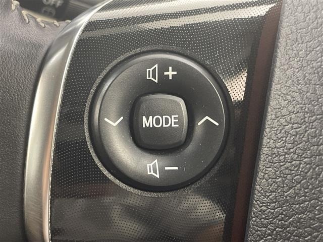 Toyota SIENTA 2015 8268368-1