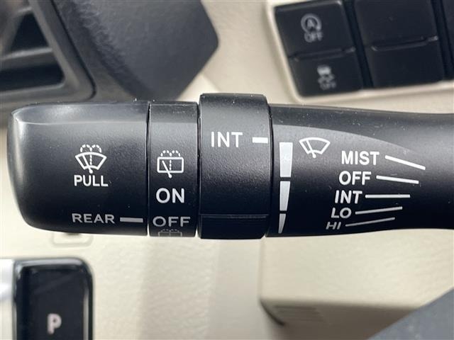 Toyota SIENTA 2015 8268368-6