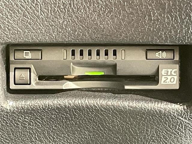 Toyota SIENTA 2018 8268385-3