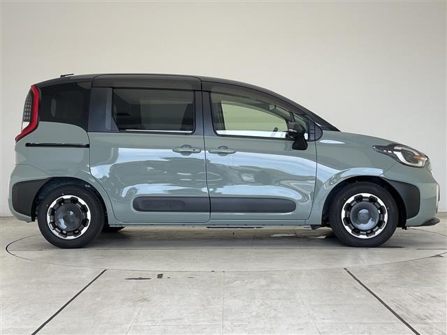 Toyota SIENTA 2025 8268389-2
