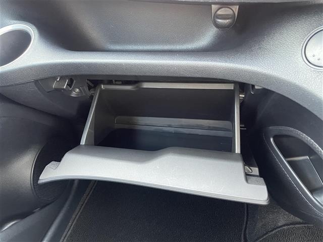 Toyota SIENTA 2019 8268393-5
