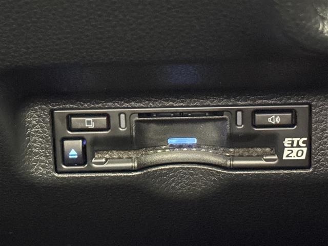 Toyota SIENTA 2023 8268394-17