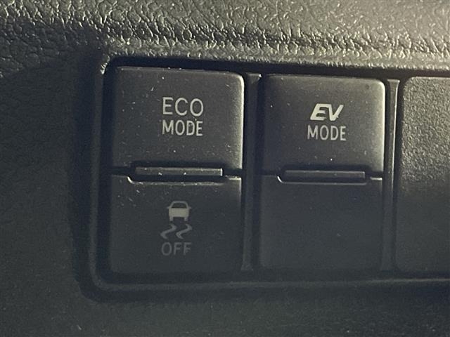 Toyota SIENTA 2019 8268396-8