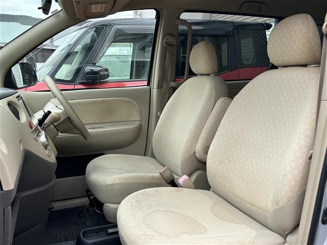 Toyota SIENTA 2009 8268397-2