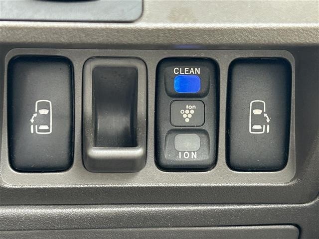 Toyota SIENTA 2009 8268397-21