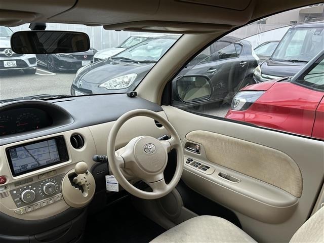 Toyota SIENTA 2009 8268397-4