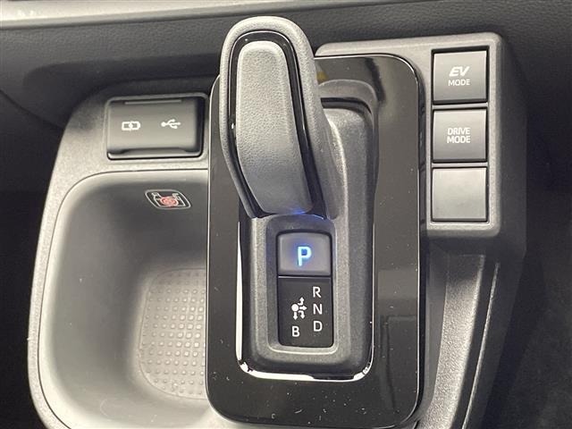 Toyota SIENTA 2022 8268400-13