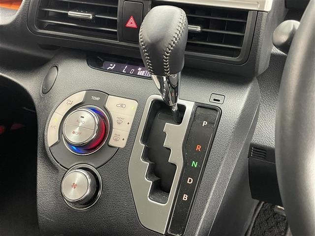 Toyota SIENTA 2022 8268401-11