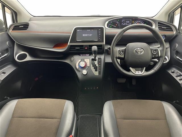 Toyota SIENTA 2022 8268401-15