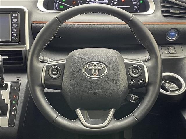 Toyota SIENTA 2022 8268401-5