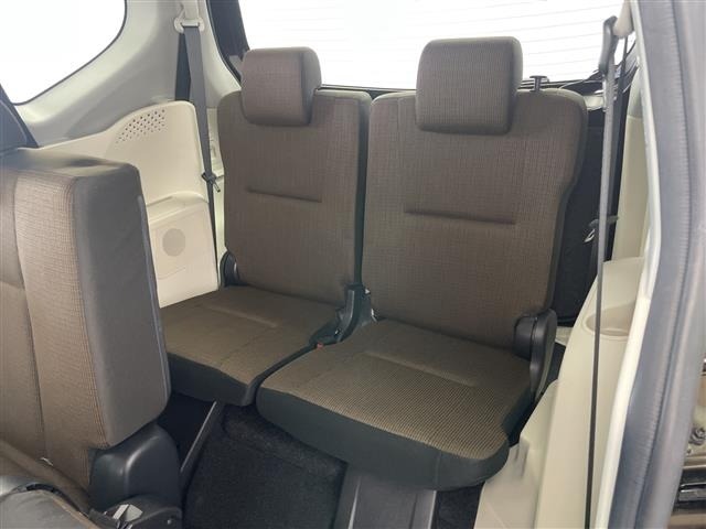 Toyota SIENTA 2017 8268405-11