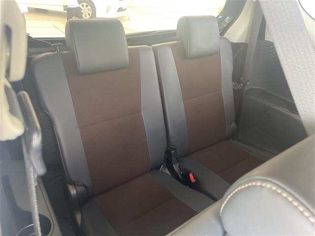 Toyota SIENTA 2019 8268412-12